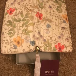 Discountinued Hobo irma weeks 2018 edition